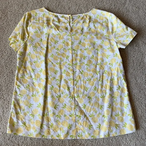 Jcrew Pineapple print short sleeved Top (S) - Picture 3 of 3